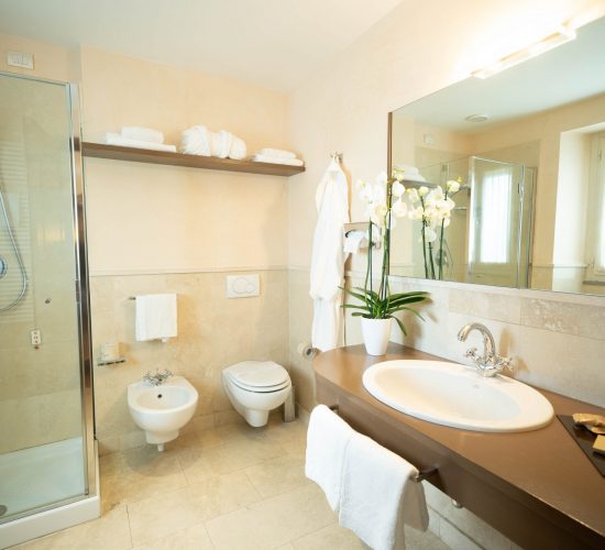 BAGNO SUPERIOR JSUITE